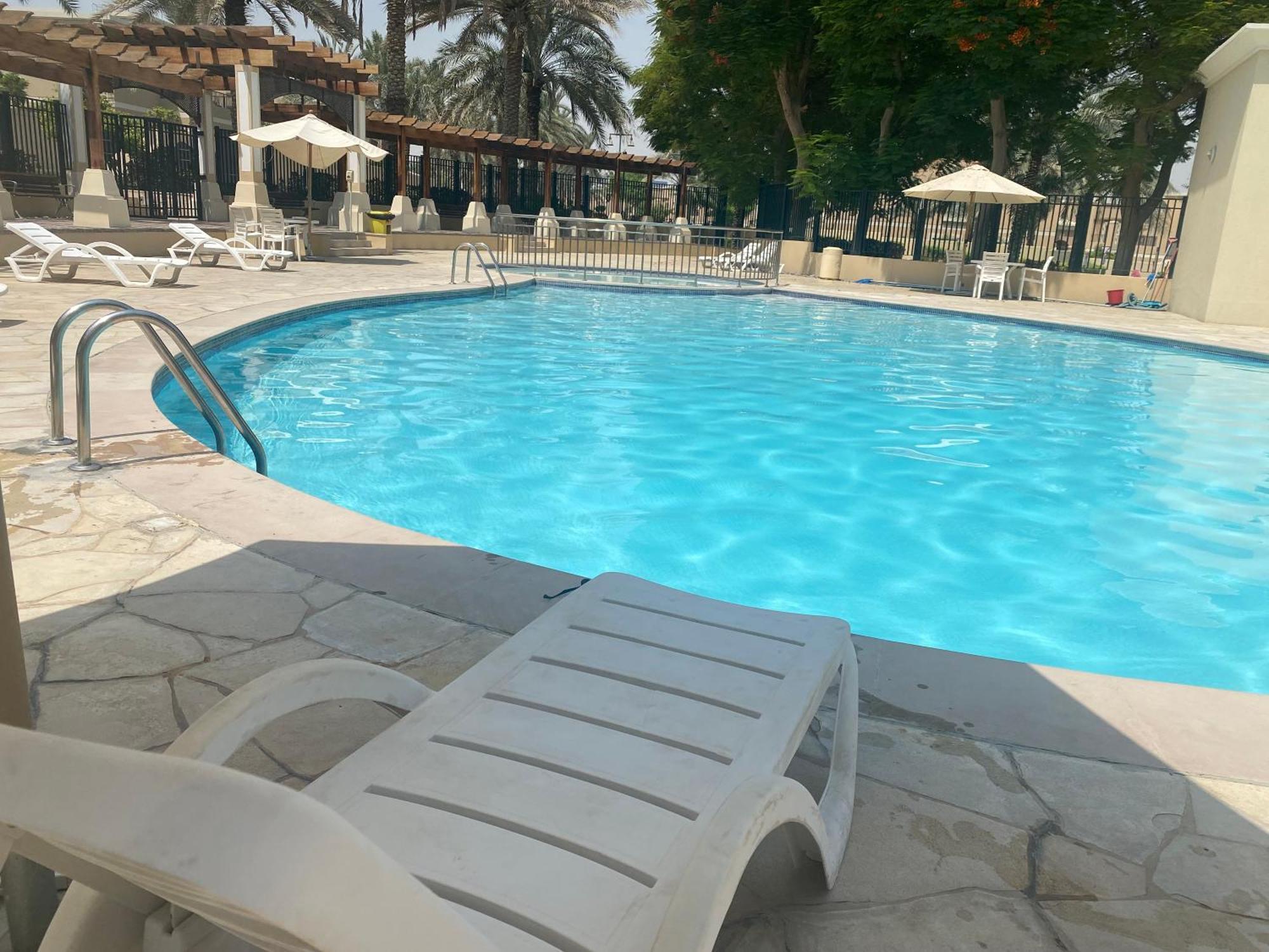 Spacious 4-Bedroom Villa, Children Friendly Dubaj Kültér fotó